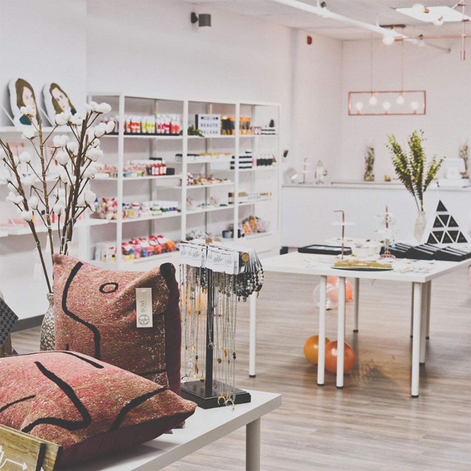 Boutique Elena une boutique de «belles affaires» art de vivre à Rouyn