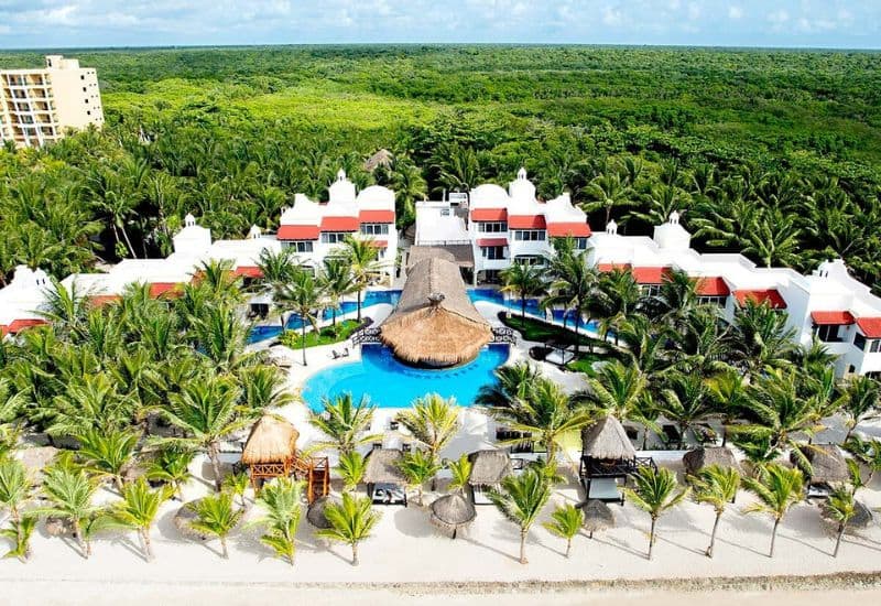 Hidden Beach Au Naturel