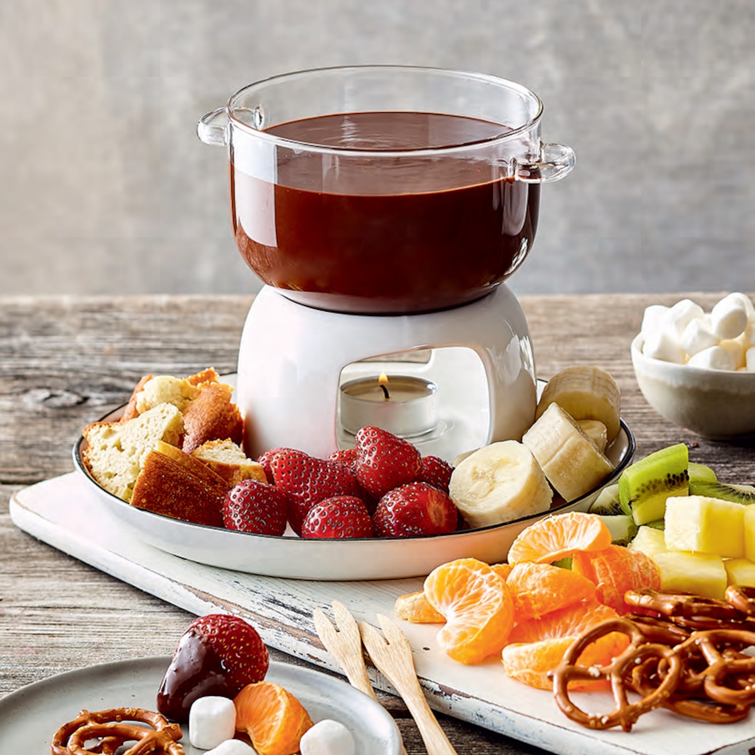 Recette de fondue au chocolat et aux noisettes Coup de Pouce Recette de fondue au chocolat et aux noisettes Coup de Pouce