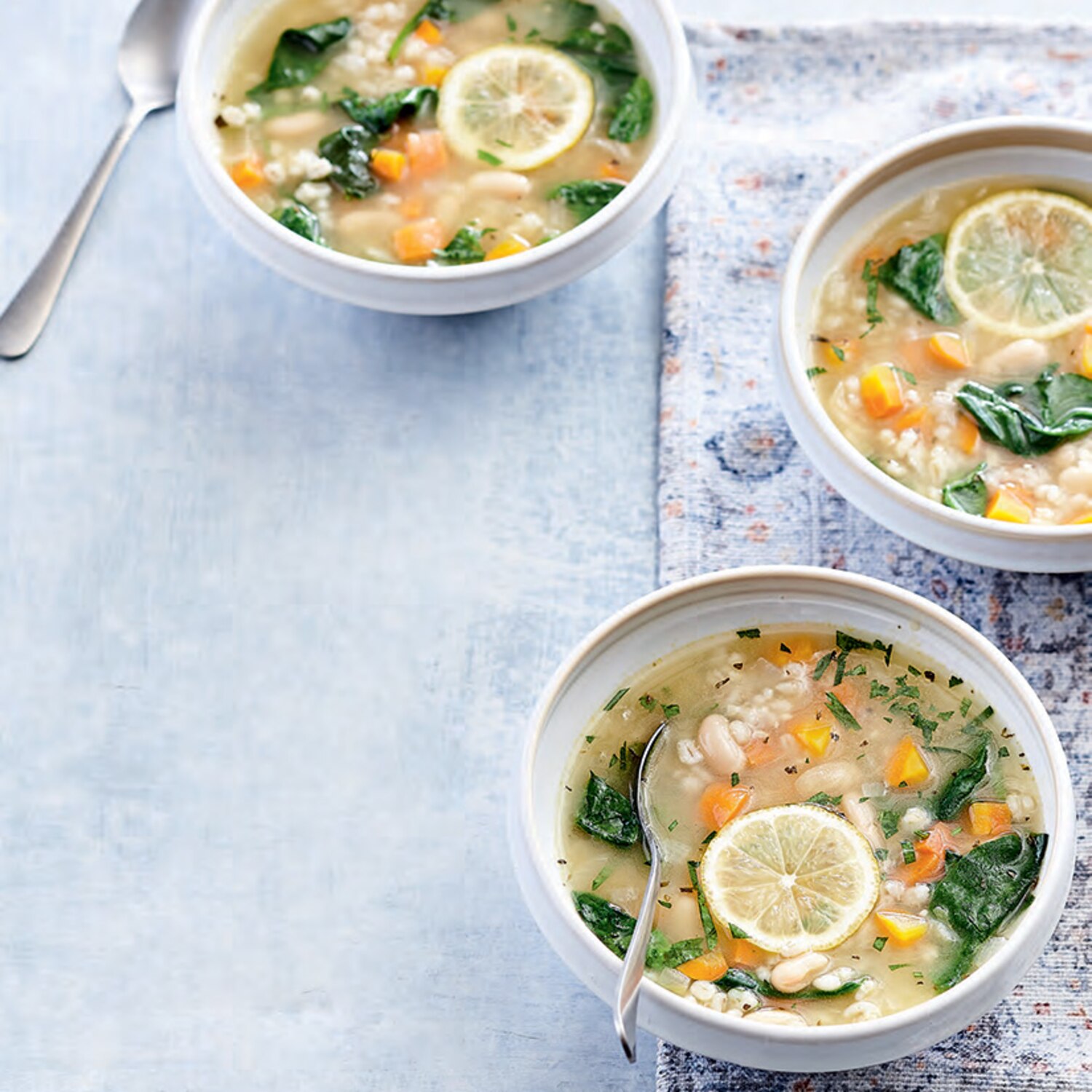 Recette de soupe à aux haricots blancs et au citron Coup de Pouce