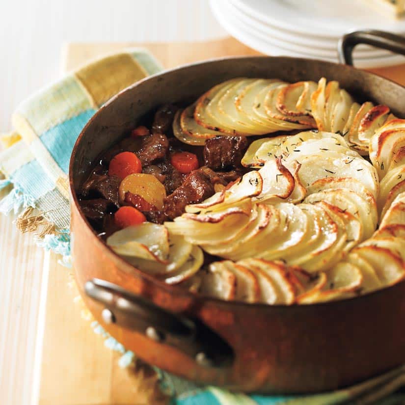 Recette de ragoût de boeuf braisé à la bière, croûte de pommes de terre