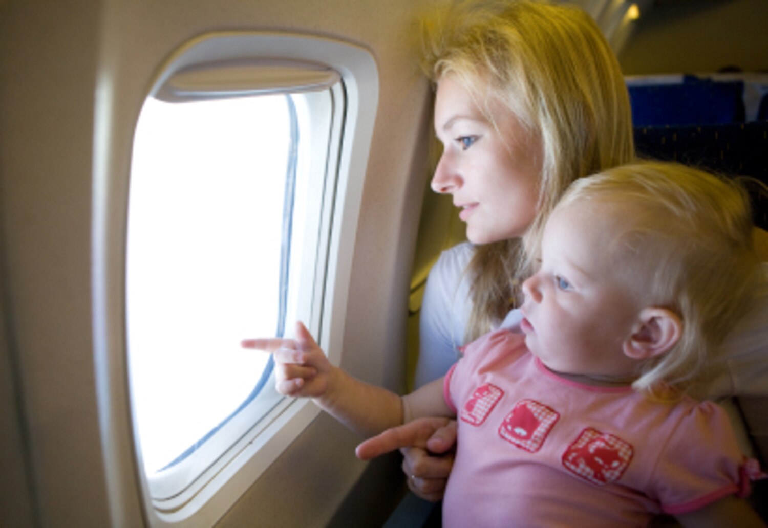 Maladie Empechant De Prendre L Avion Prendre l'avion avec des enfants | Coup de Pouce