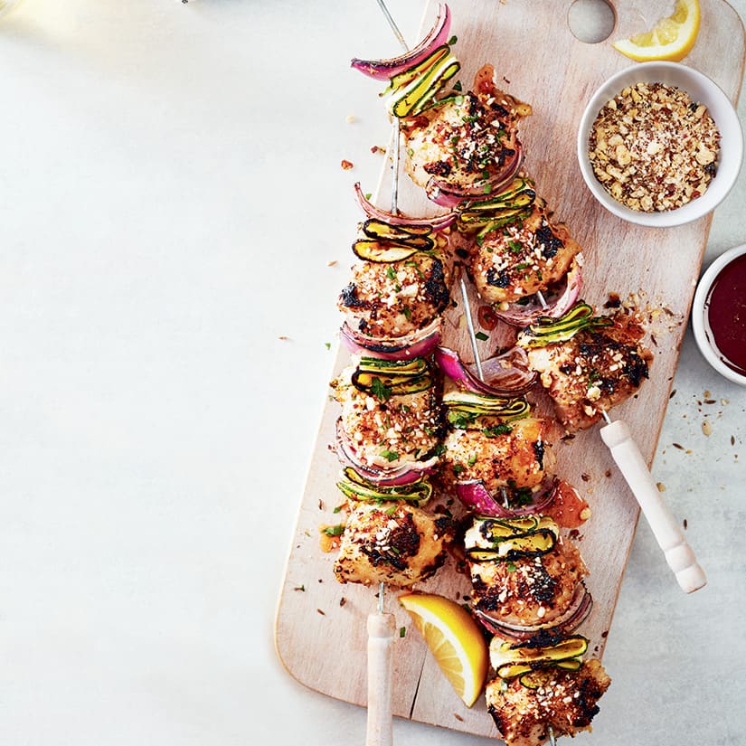 Brochettes de poulet et de courgette au dukkah