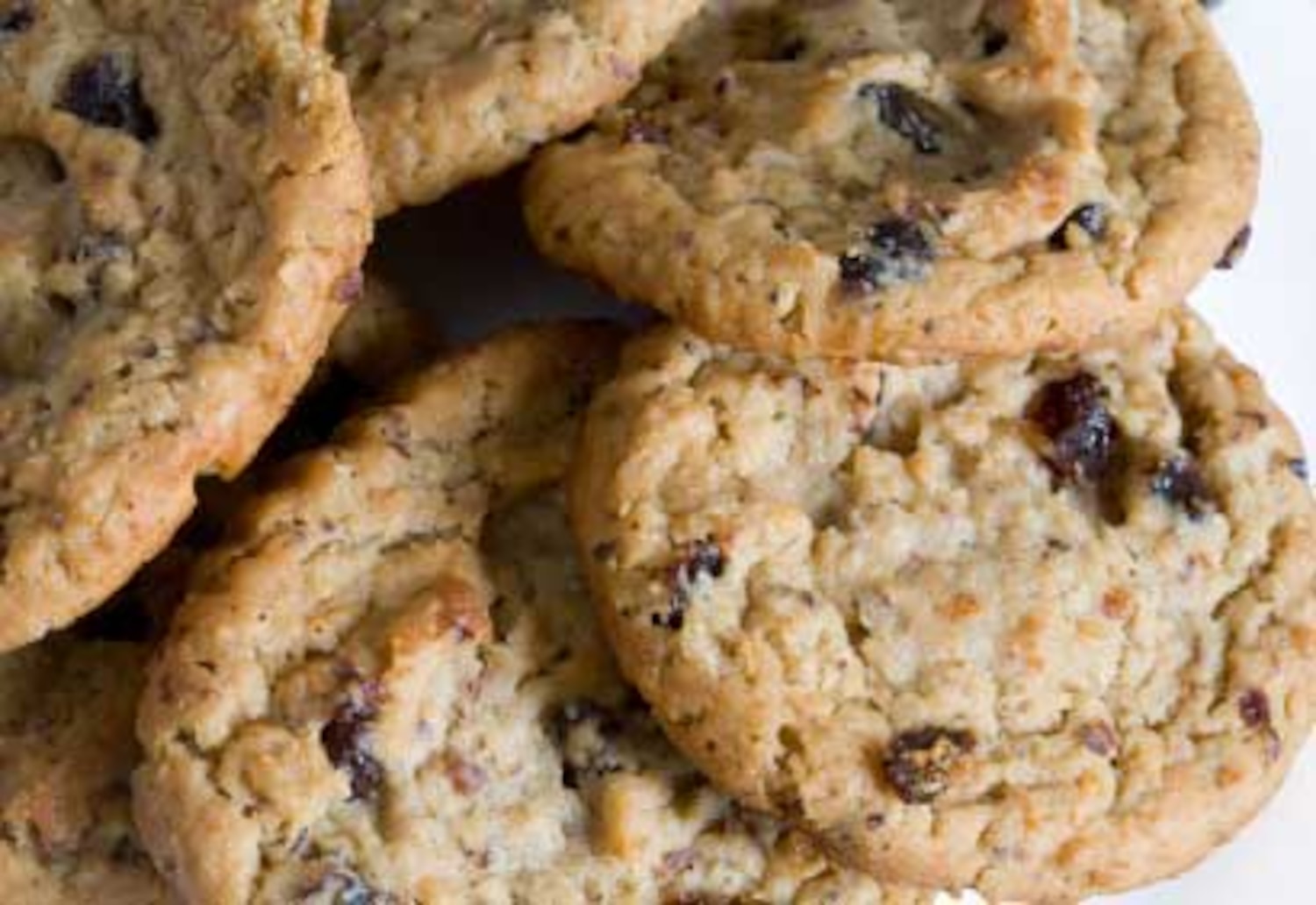Biscuits aux flocons d'avoine et aux raisins secs Coup de Pouce Biscuits aux flocons d'avoine et aux raisins secs Coup de Pouce