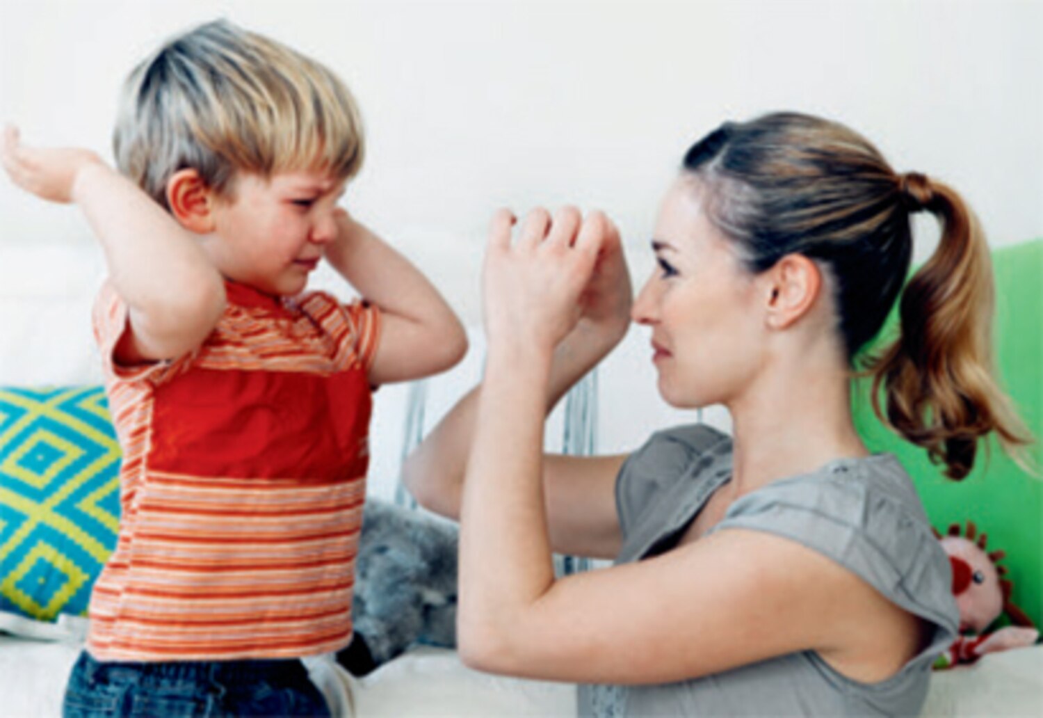 Pourquoi notre enfant estil si agressif? Coup de Pouce