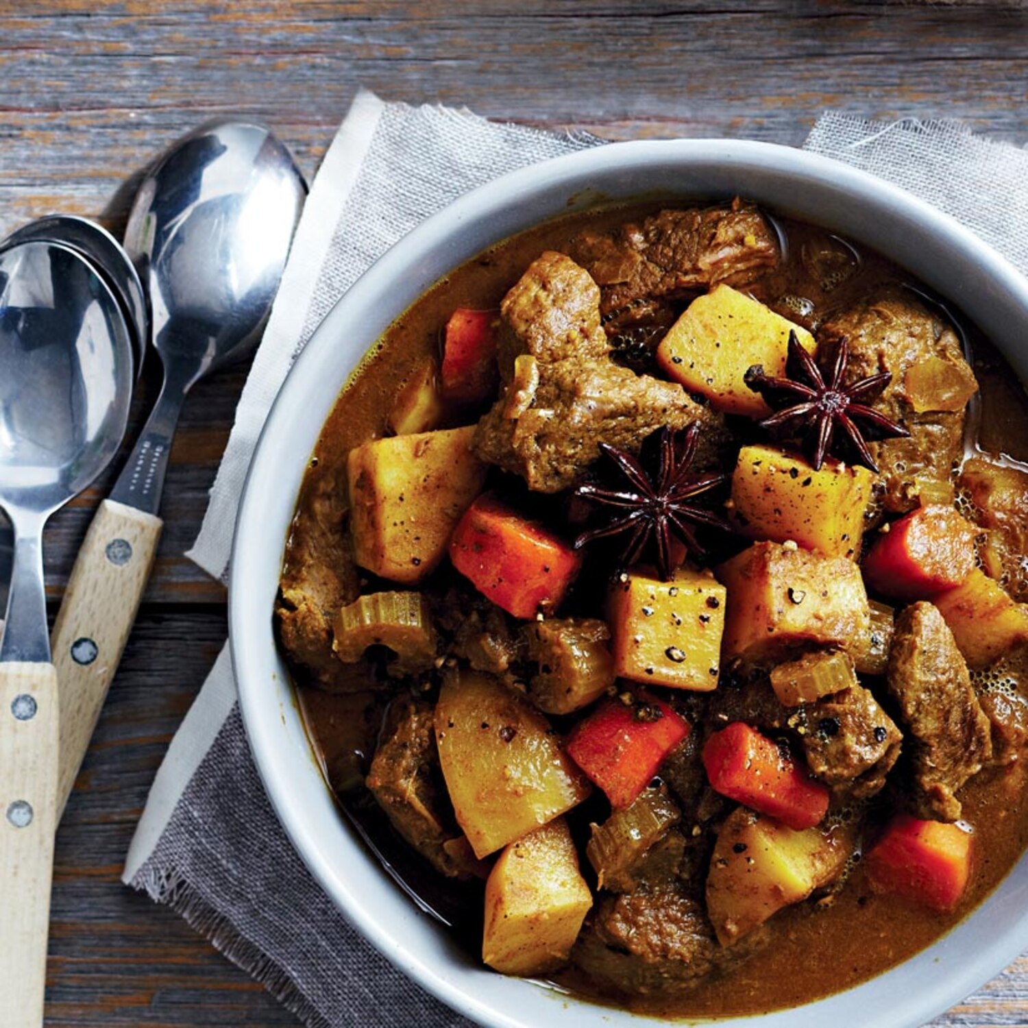 Recette de cari de boeuf à la japonaise à la mijoteuse Coup de Pouce