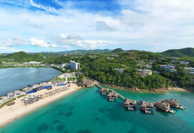 Royalton Antigua, An Autograph Collection