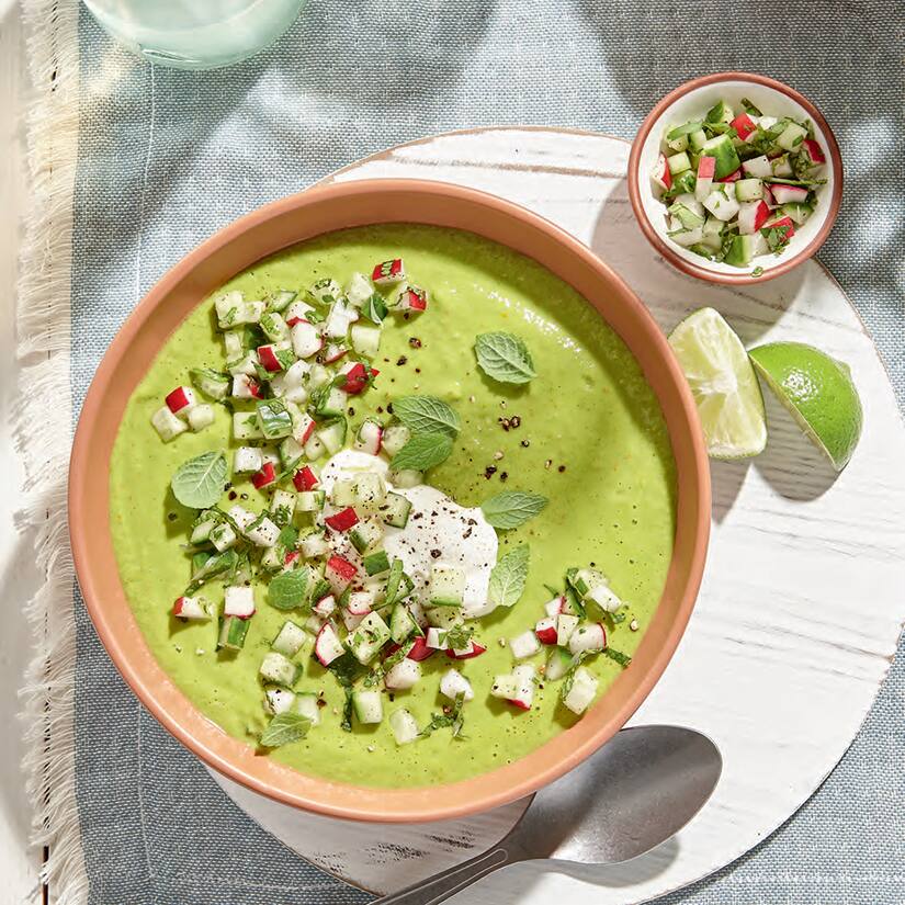 Recette de gaspacho vert, salsa de et de radis Coup de Pouce