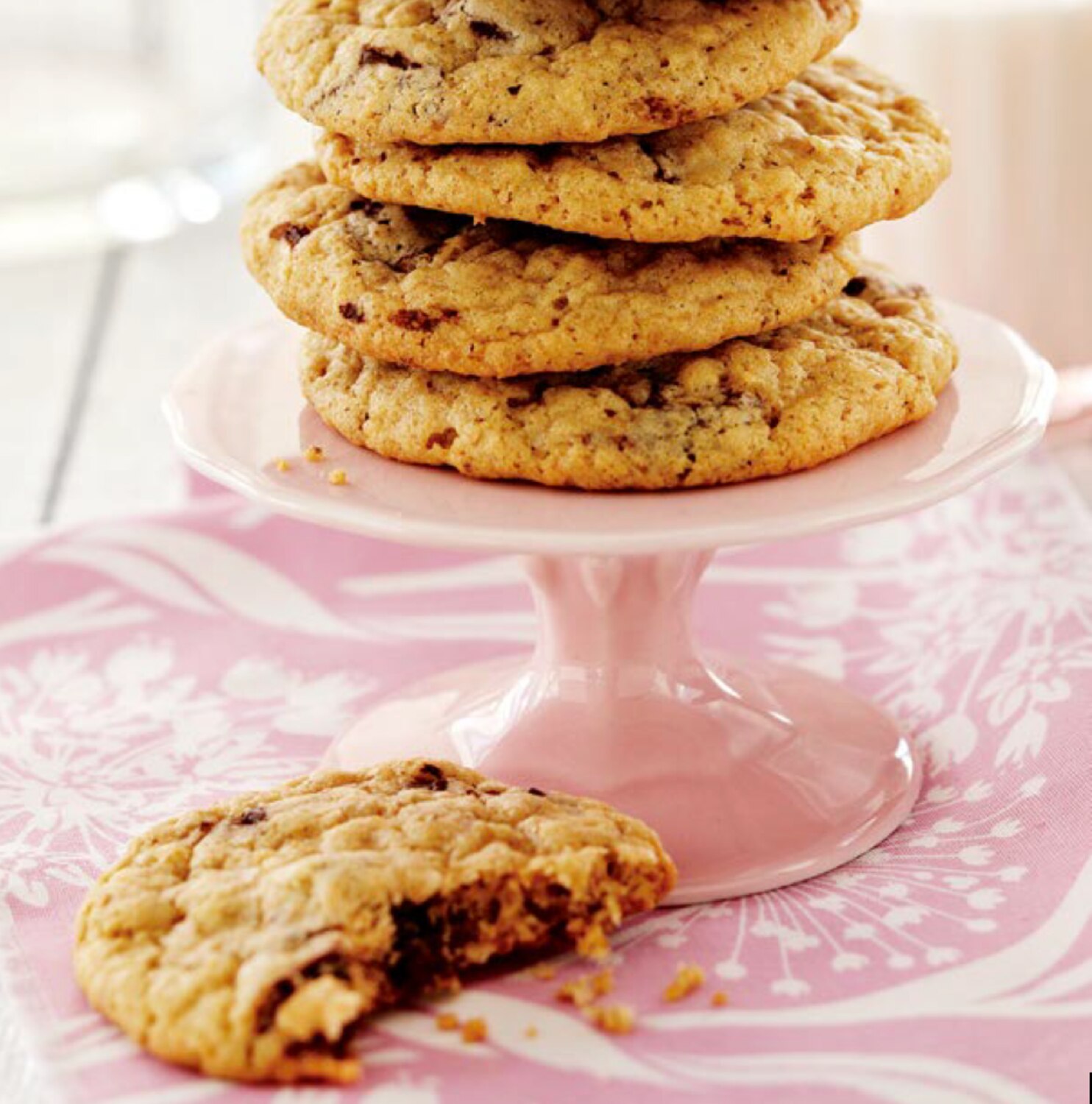 GlutenFree Oatmeal Chocolate Chunk Cookies Canadian Living