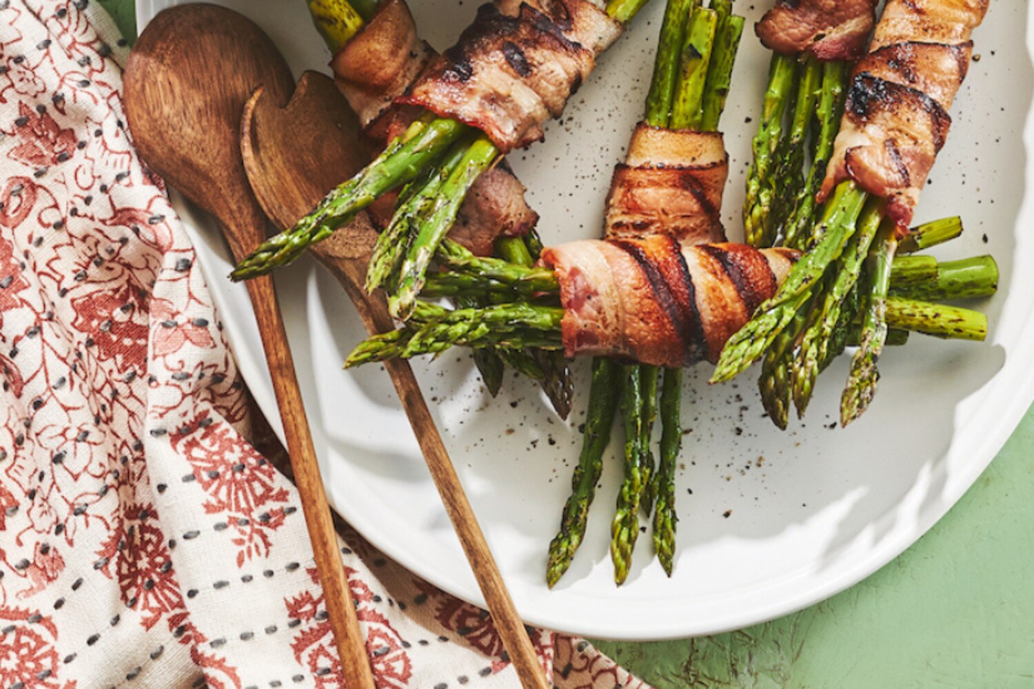 BACON-WRAPPED ASPARAGUS BUNDLES | Canadian Living