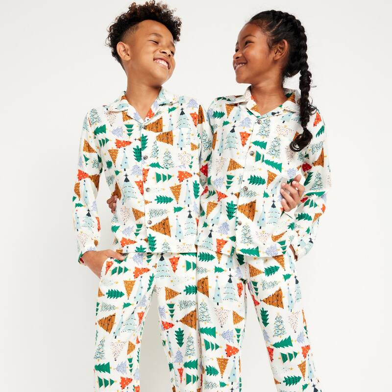 Matching Holiday Pajamas For The Entire Family | Canadian Living