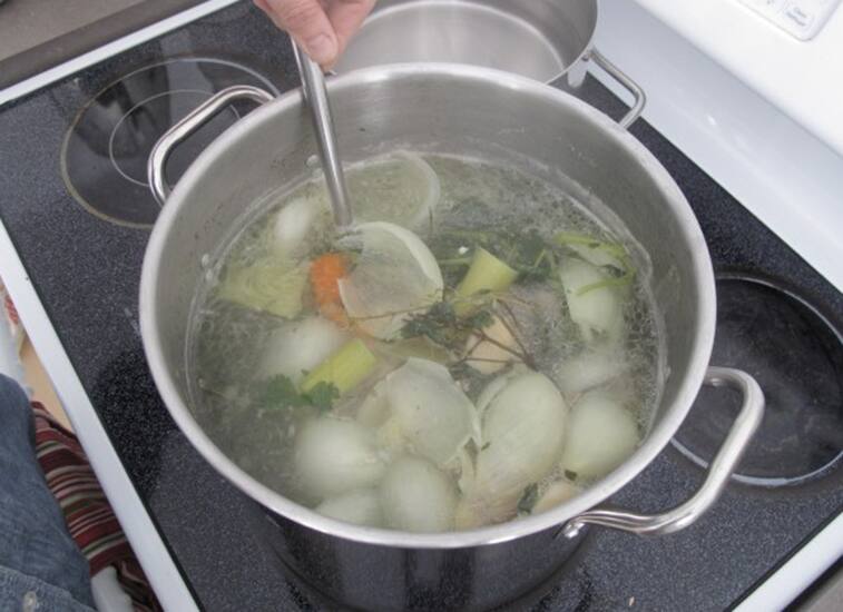 3 steps for the best homemade chicken stock ever Canadian Living