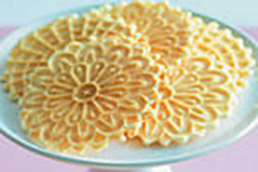 International holiday cookies Canadian Living