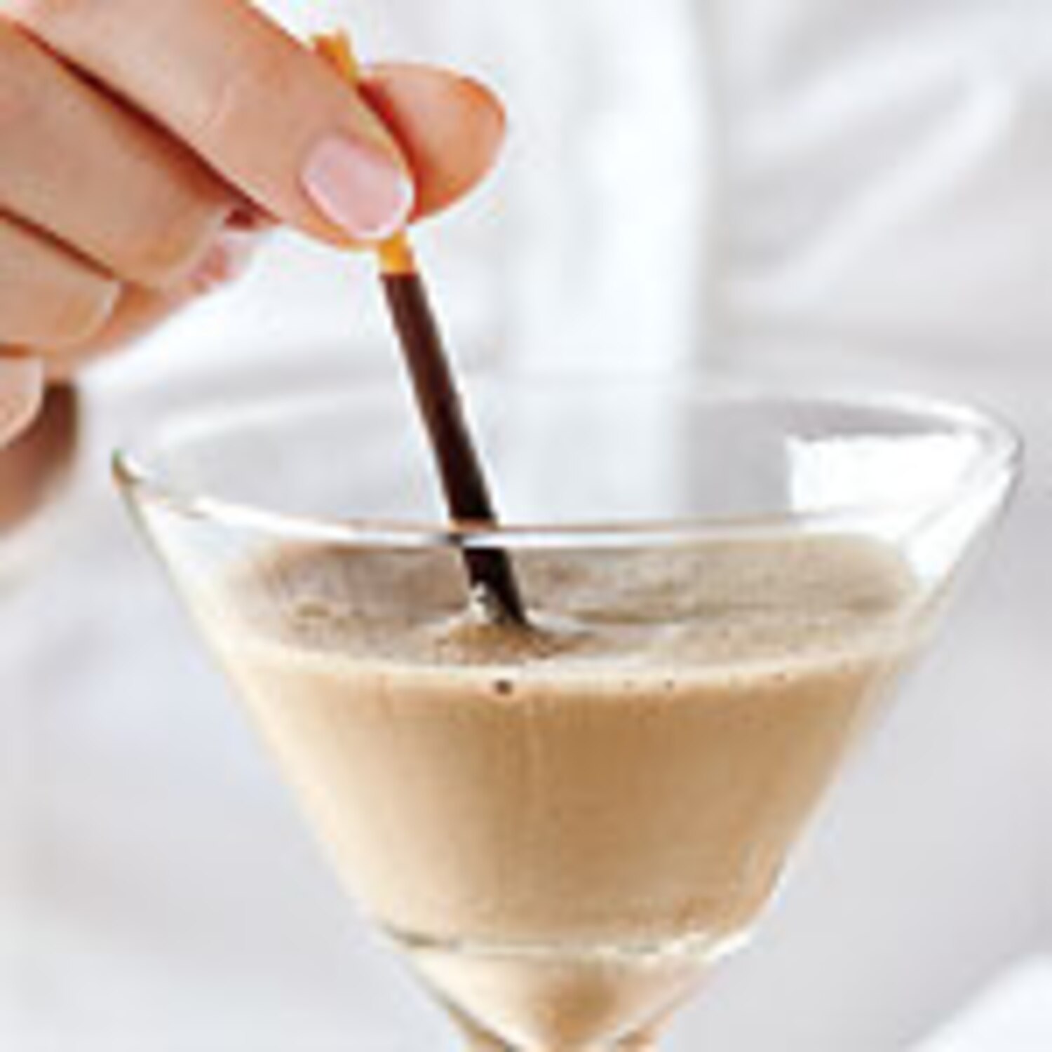 Dessert martini bar 8 delicious martini recipes Canadian Living