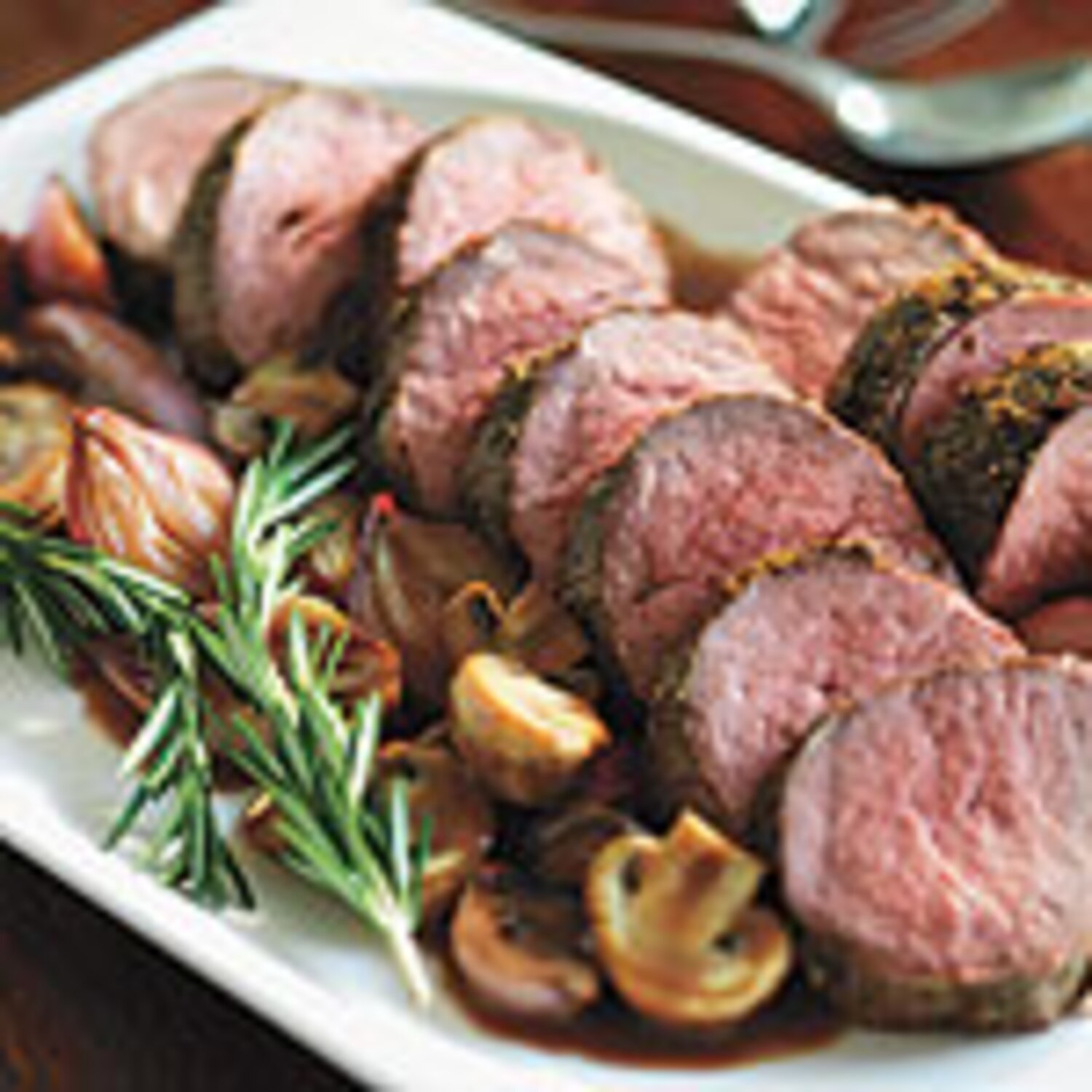 PorciniDusted Beef Tenderloin with Onion Jus Canadian Living
