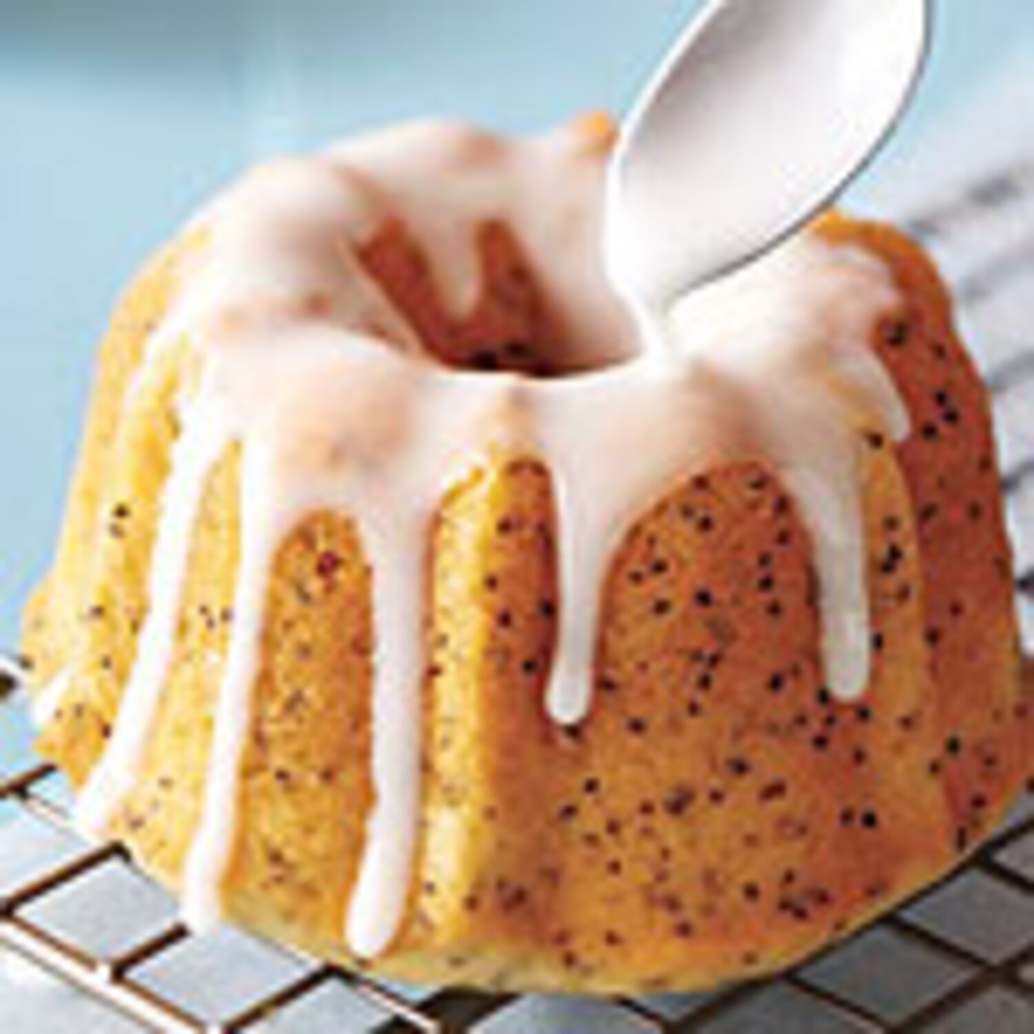 Lemon Poppy Seed Sour Cream Cakes Canadian Living
