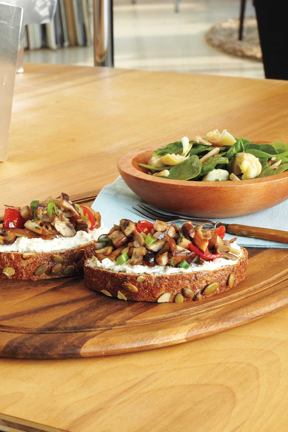 Mushroom Bruschetta With Spinach Artichoke Salad | Canadian Living