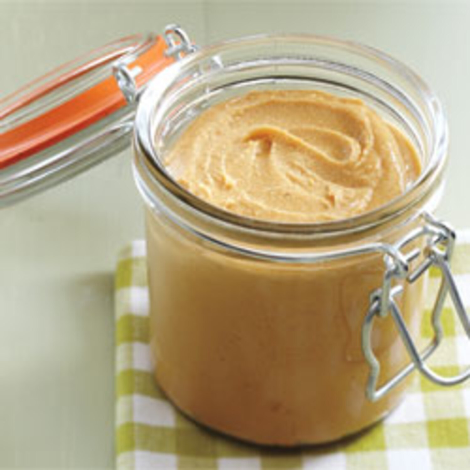 Delicious nut butter recipes and snacks featuring your favourite