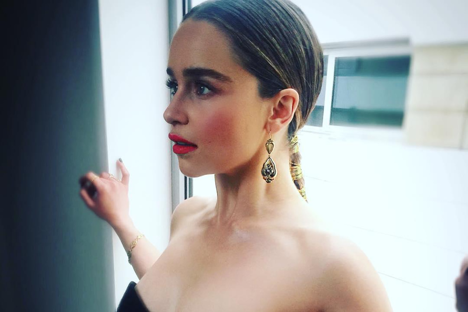 Celebrity Inspired Hairstyles For Hot Summer Days Canadian Living celebrity-inspired-hairstyles-for-hot-summer-days-canadian-living