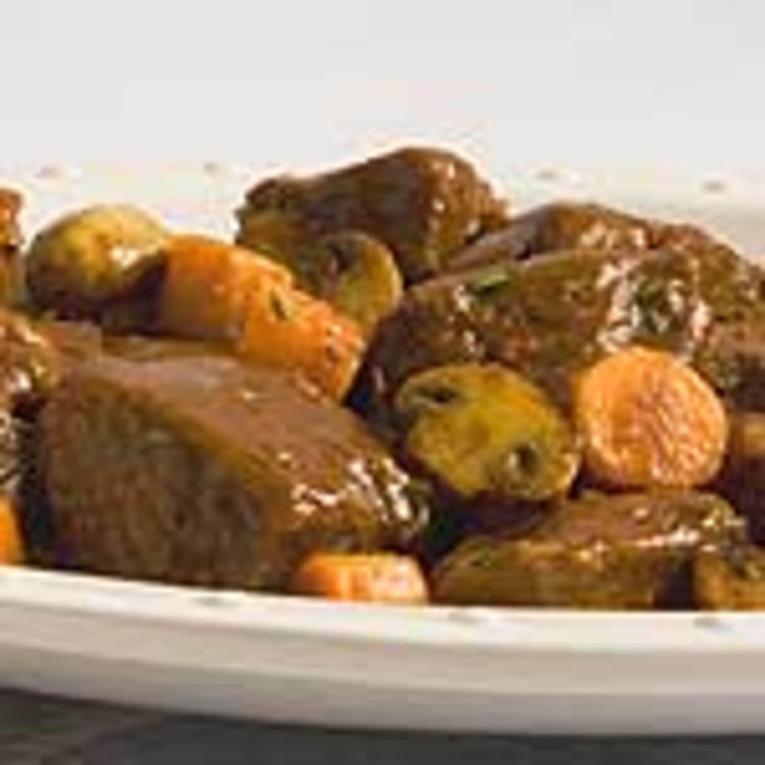 Short Ribs with Mushrooms and Red Wine Sauce | Canadian Living