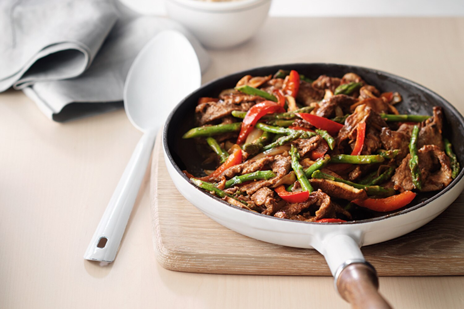 Steak and Asparagus StirFry Canadian Living