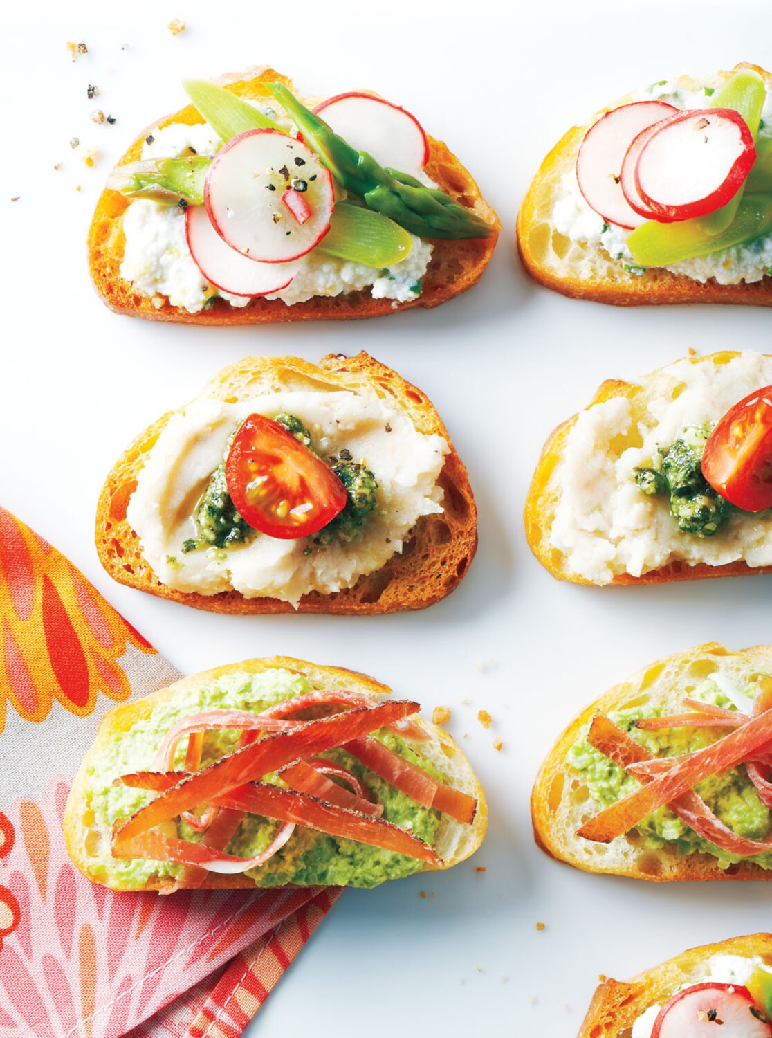 Peas and Prosciutto Crostini | Canadian Living