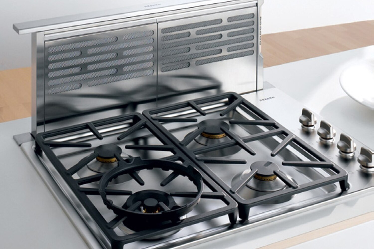 Design Dilemma Downdraft vs. updraft exhaust system Canadian Living