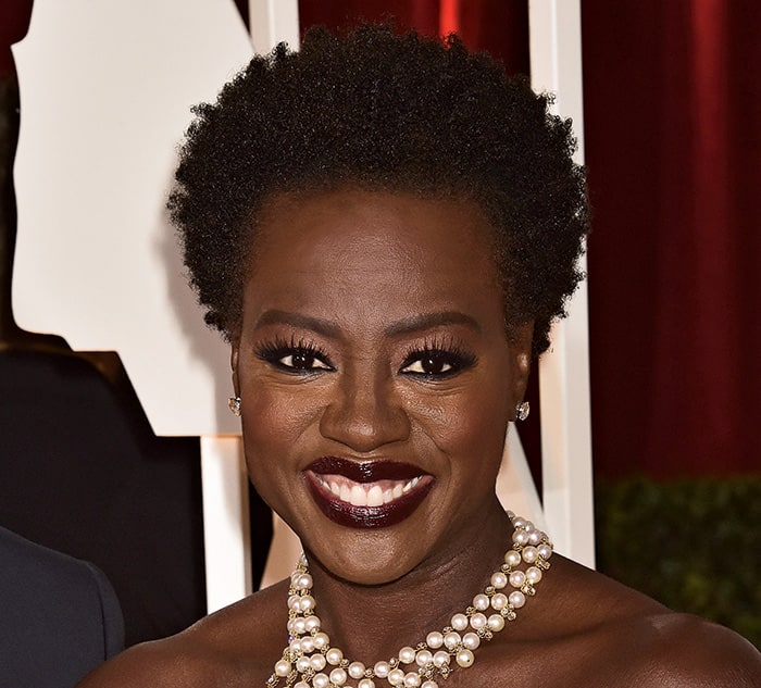 Viola Davis with kinky hair