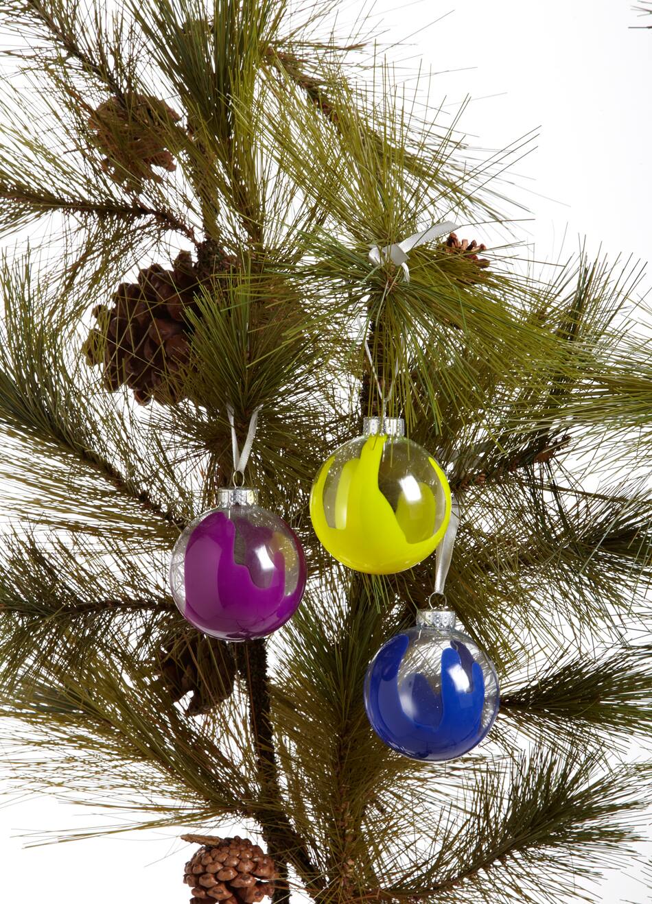 DIY paintsplatter ornaments Canadian Living