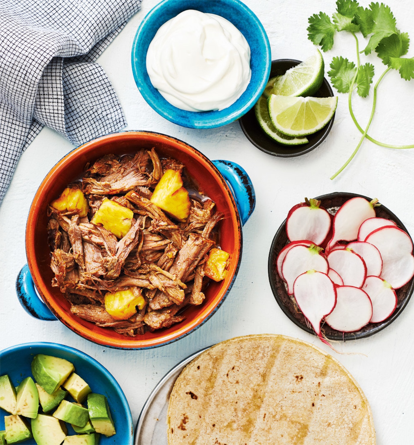 20 slow cooker dinners Canadian Living