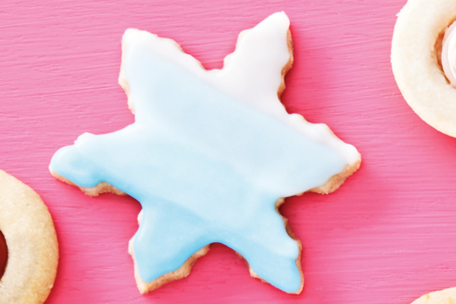 Spiced Ombré Snowflake Cookies | Canadian Living