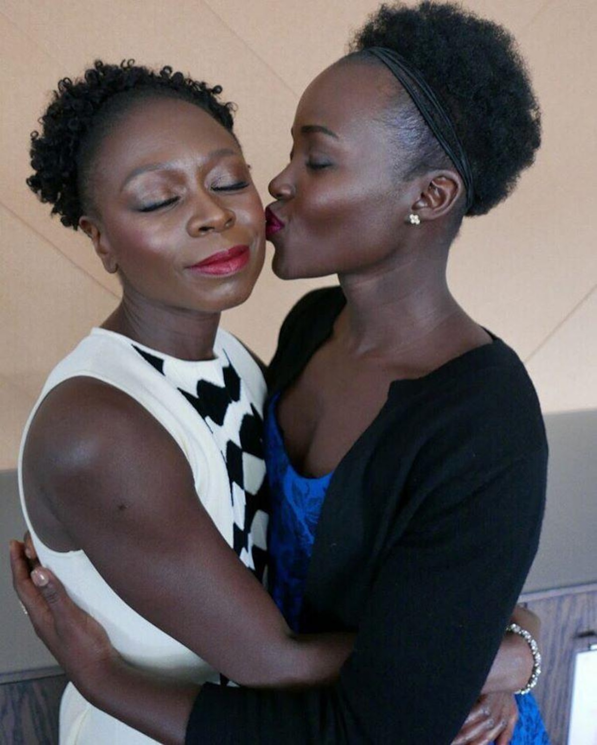 Celebrity Inspired Hairstyles For Hot Summer Days Canadian Living celebrity-inspired-hairstyles-for-hot-summer-days-canadian-living