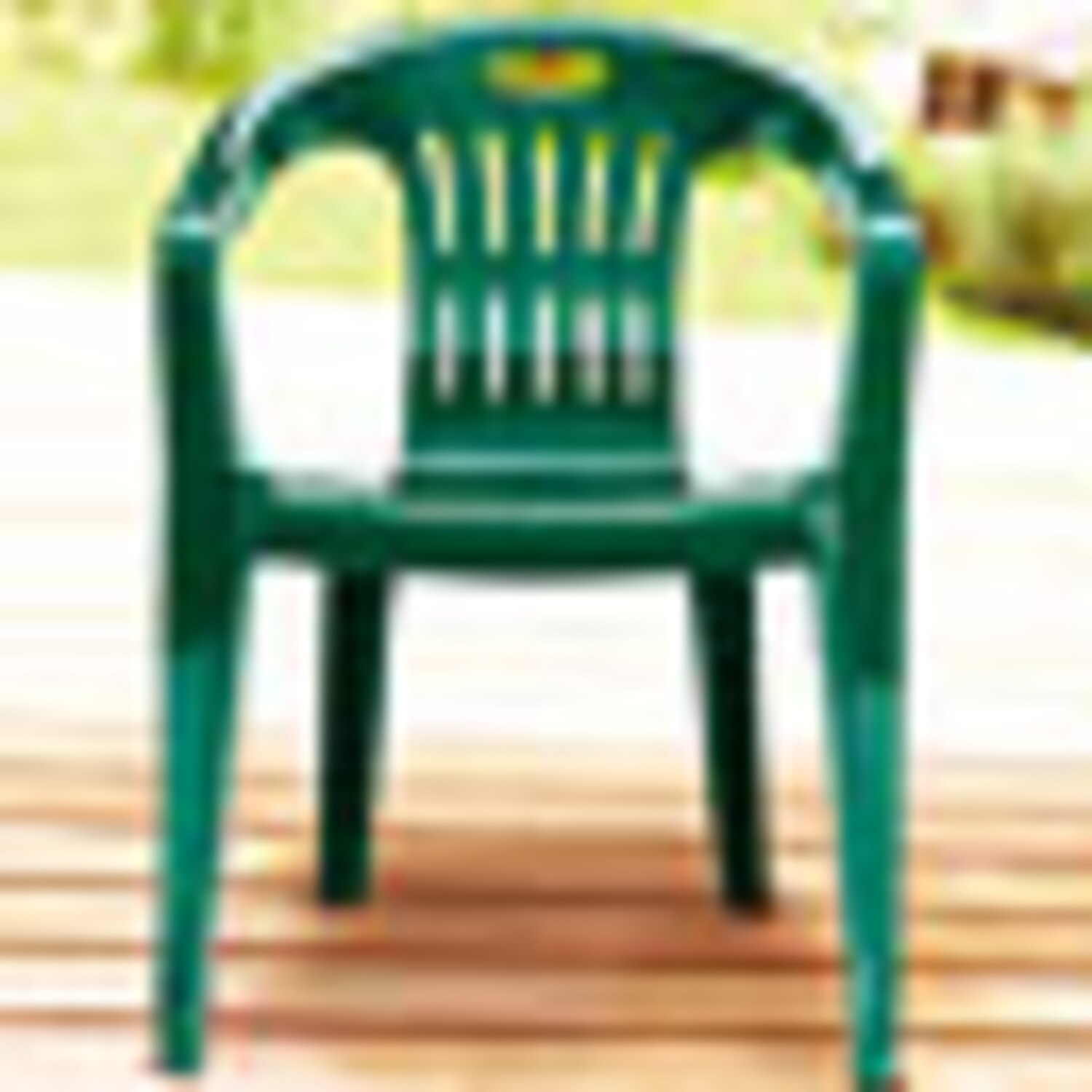 Home project Paint your plastic lawn chairs Canadian Living