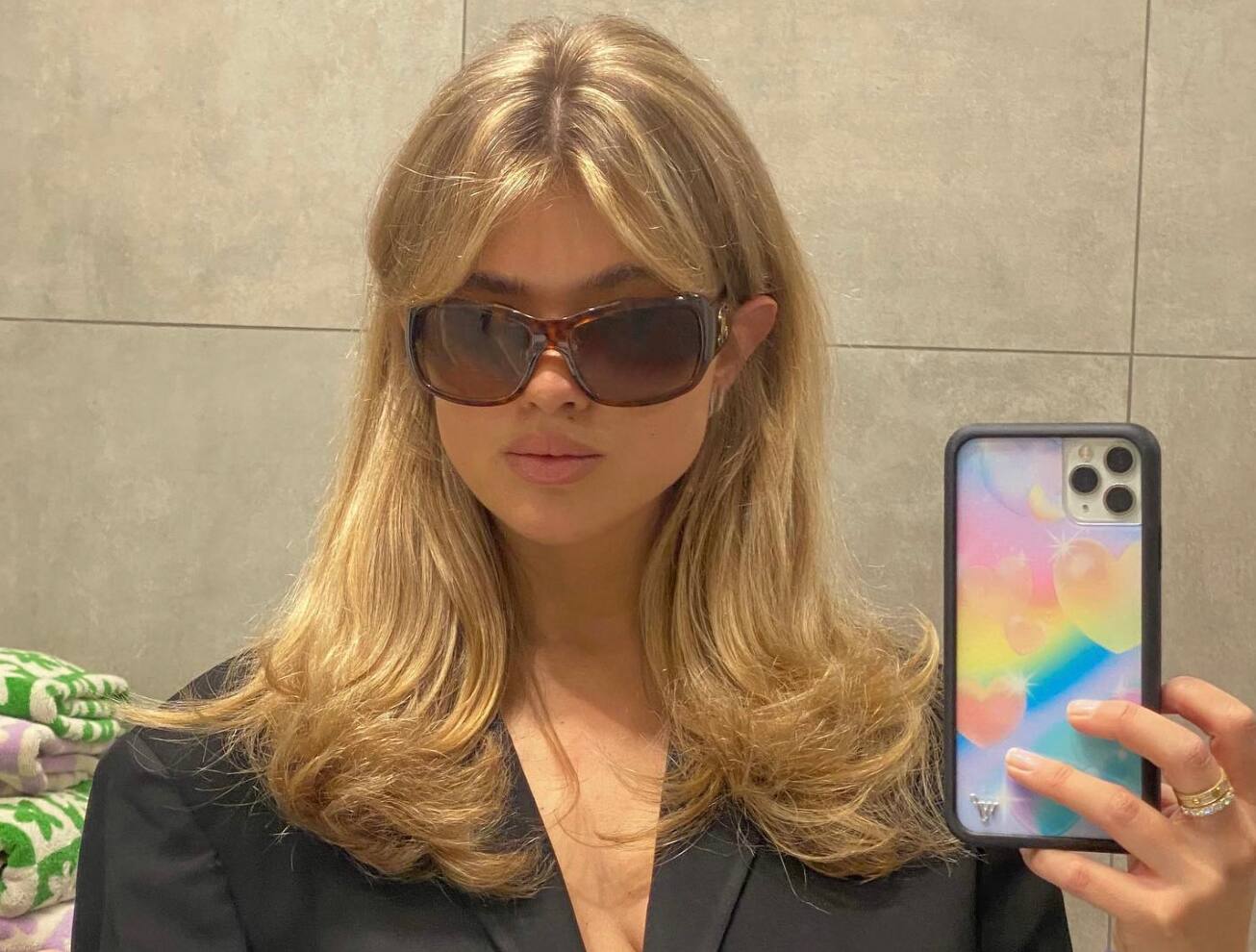 On adopte la frange de top-modèle cet été