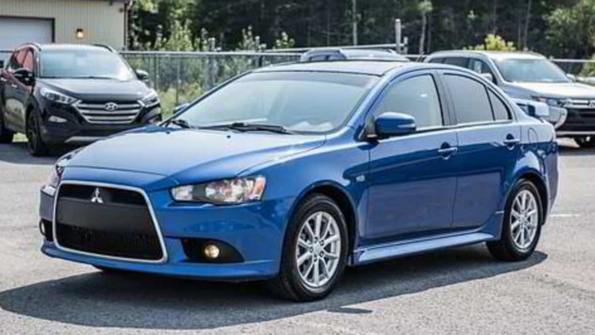 Une loi pour interdire la vente de véhicules neufs à essence dès 2035