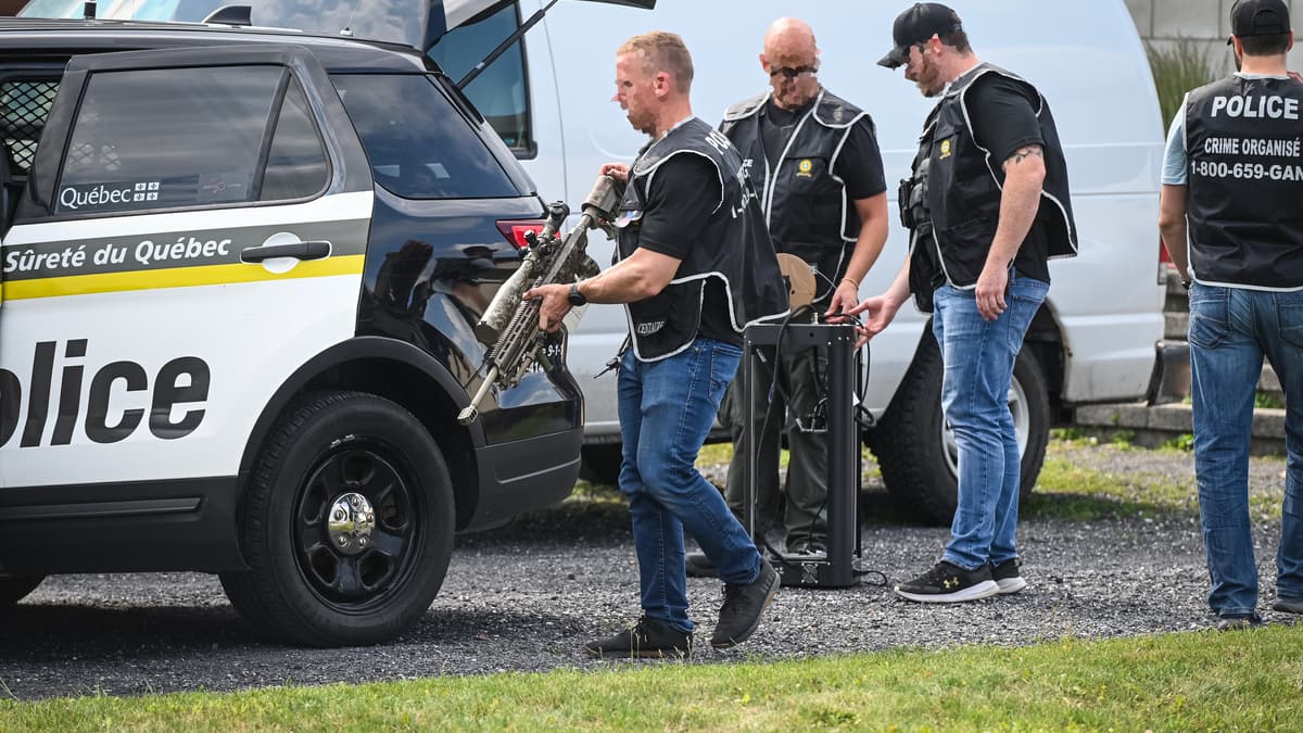 Saisie de 440 armes à feu: 13 suspects arrêtés au Québec