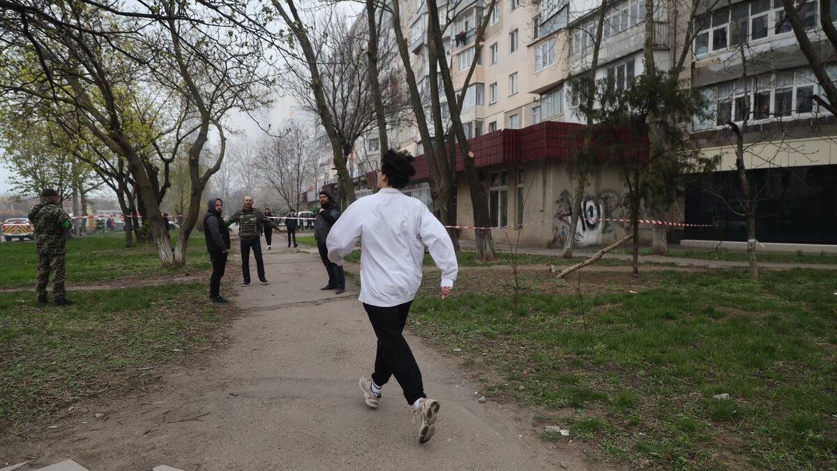 Ukraine: un adolescent tué dans une nouvelle frappe russe sur Odessa