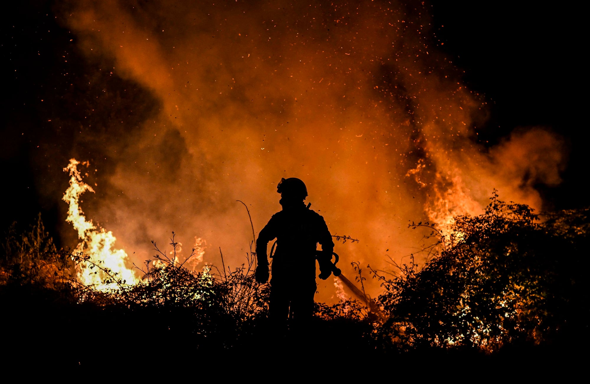 L'Europe encore accabl&eacute;e par les feux de for&ecirc;t et la canicule
