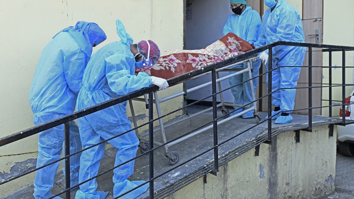 La COVID a tué 500 000 personnes en Inde