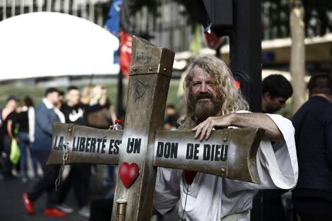 FRANCE-HEALTH-VIRUS-VACCINE-PROTEST FRANCE-HEALTH-VIRUS-VACCINE-PROTEST