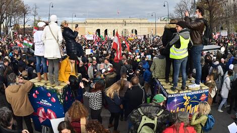 Austria-health-virus-politics-demo Austria-health-virus-politics-demo