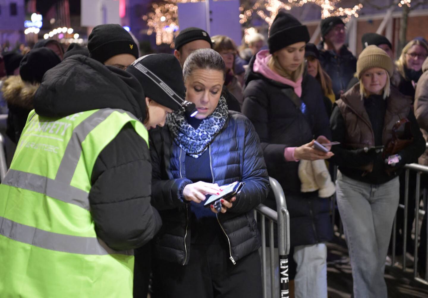 La Suède renforce les restrictions, élargit le passeport vaccinal La Suède renforce les restrictions, élargit le passeport vaccinal