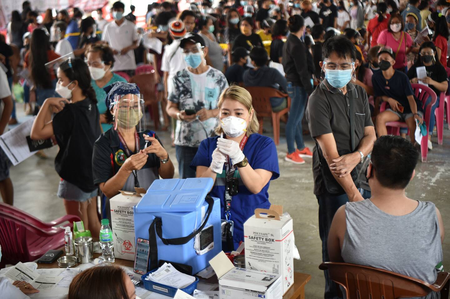 Philippines: les non-vaccinés arrêtés s’ils sortent de chez eux Philippines: les non-vaccinés arrêtés s’ils sortent de chez eux