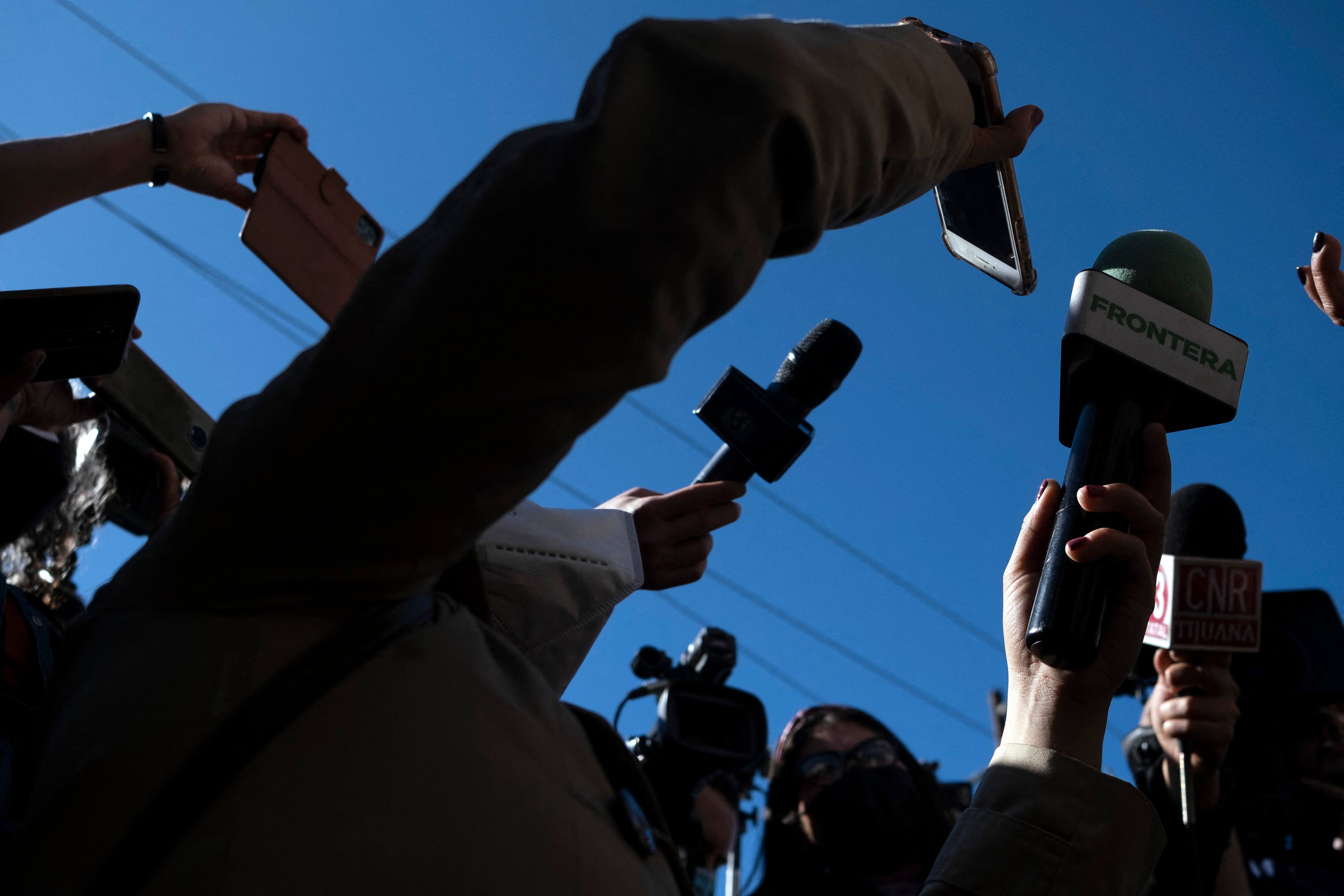 Enqu&ecirc;te sur l'assassinat d'un pr&eacute;sentateur de radio au Mexique