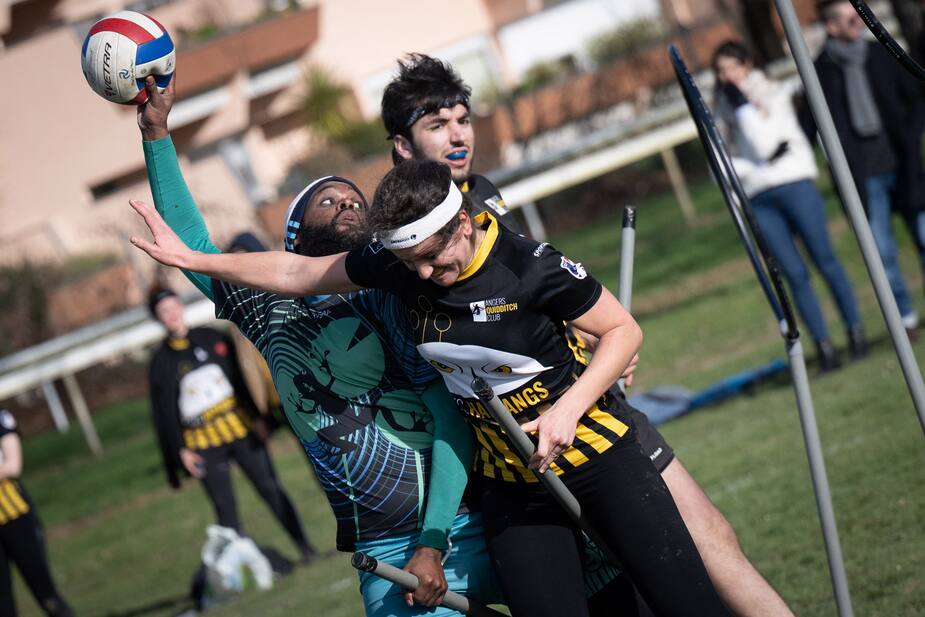 Image principale de l'article Le quidditch prêt à lâcher Harry Potter