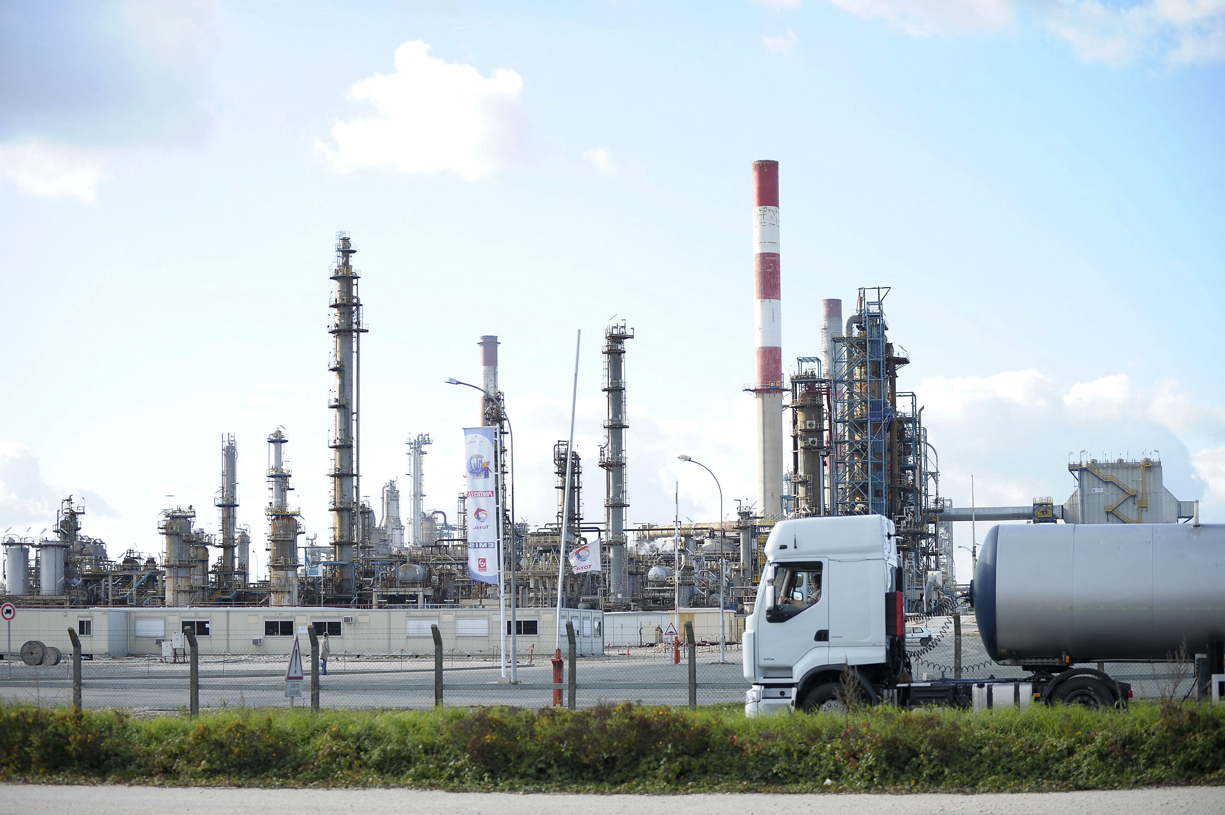 P&eacute;trole: la pression monte sur l'OPEP+ pour faire baisser les prix