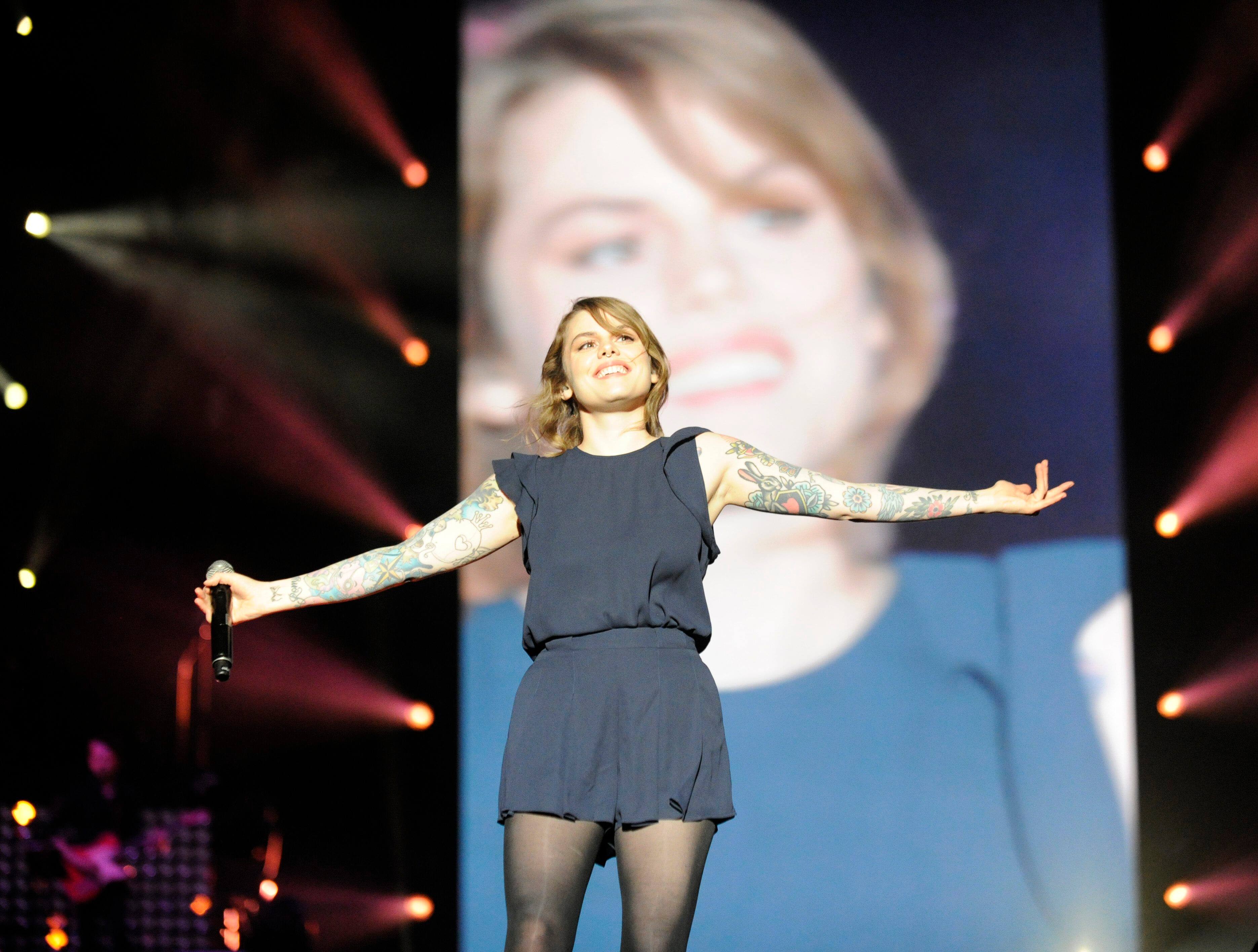 Fete Nationale Roch Voisine Lara Fabian Coeur De Pirate Et