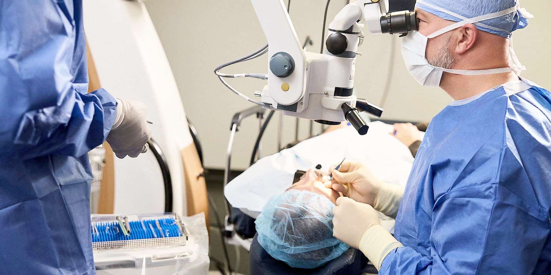 Lasik MD poursuivi par un patient qui aurait failli perdre la vue à cause d’une «erreur»
