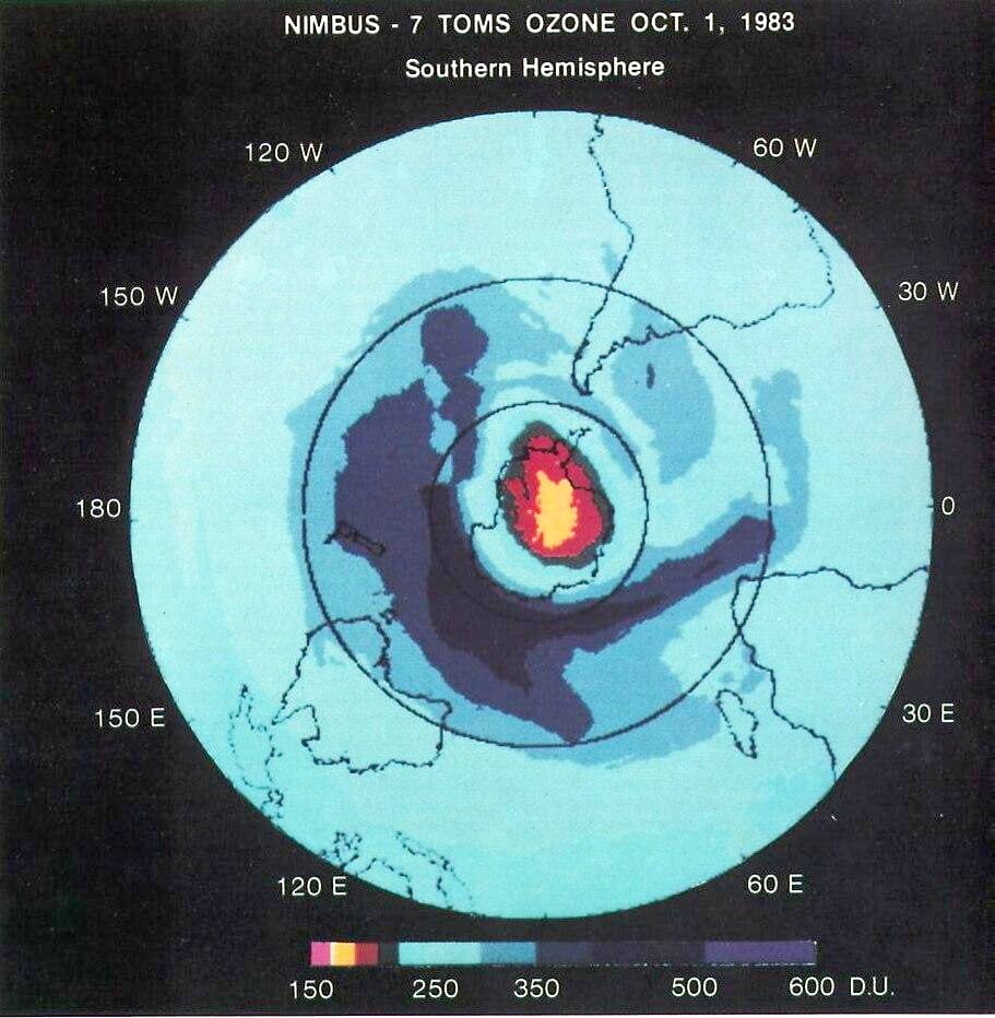 Comment le Canada a joué un rôle clé dans la protection de la couche d'ozone en 1987