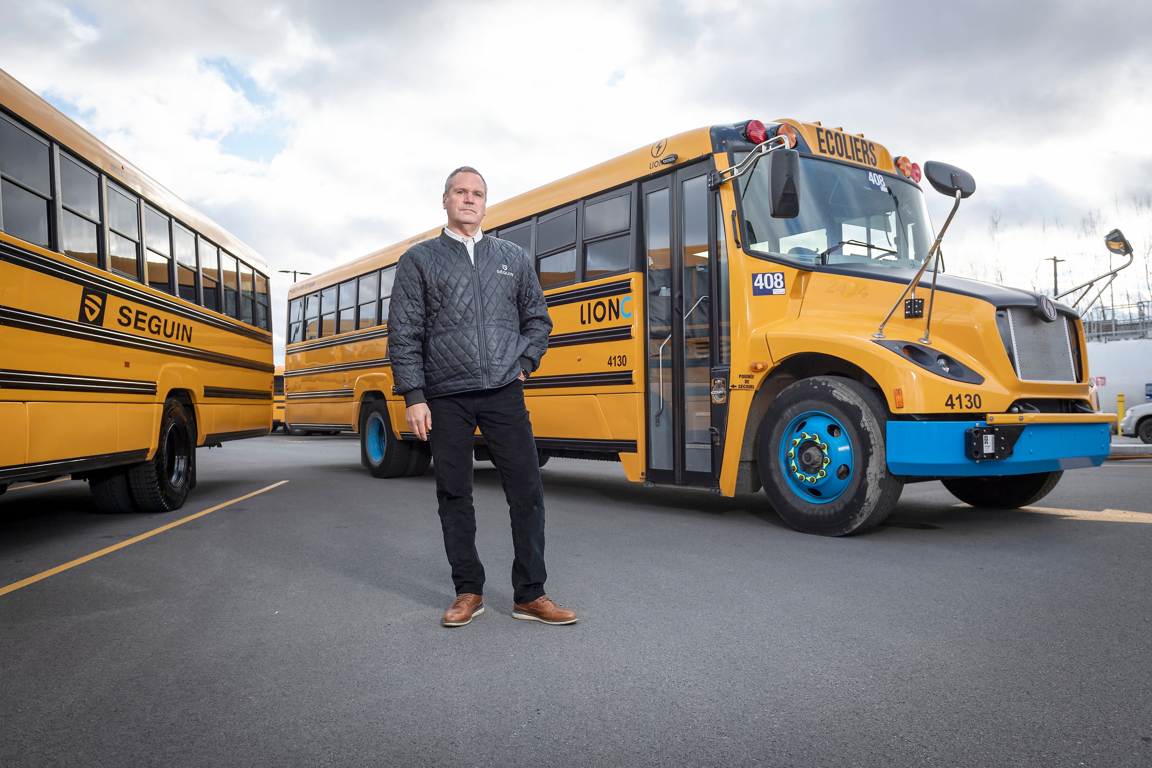 Difficult&eacute;s de Lion: il s&rsquo;inqui&egrave;te pour ses 75 autobus scolaires